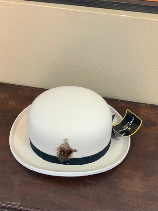 Stacy Adams Other - Stacy Adams White Bowler Hat with Black Band and Feather